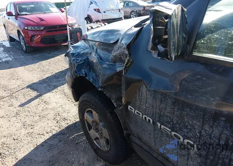 2005 Dodge Ram 1500 Slt/Laramie z USA, uszkodzony, nr VIN 1D7HU18N65S362400